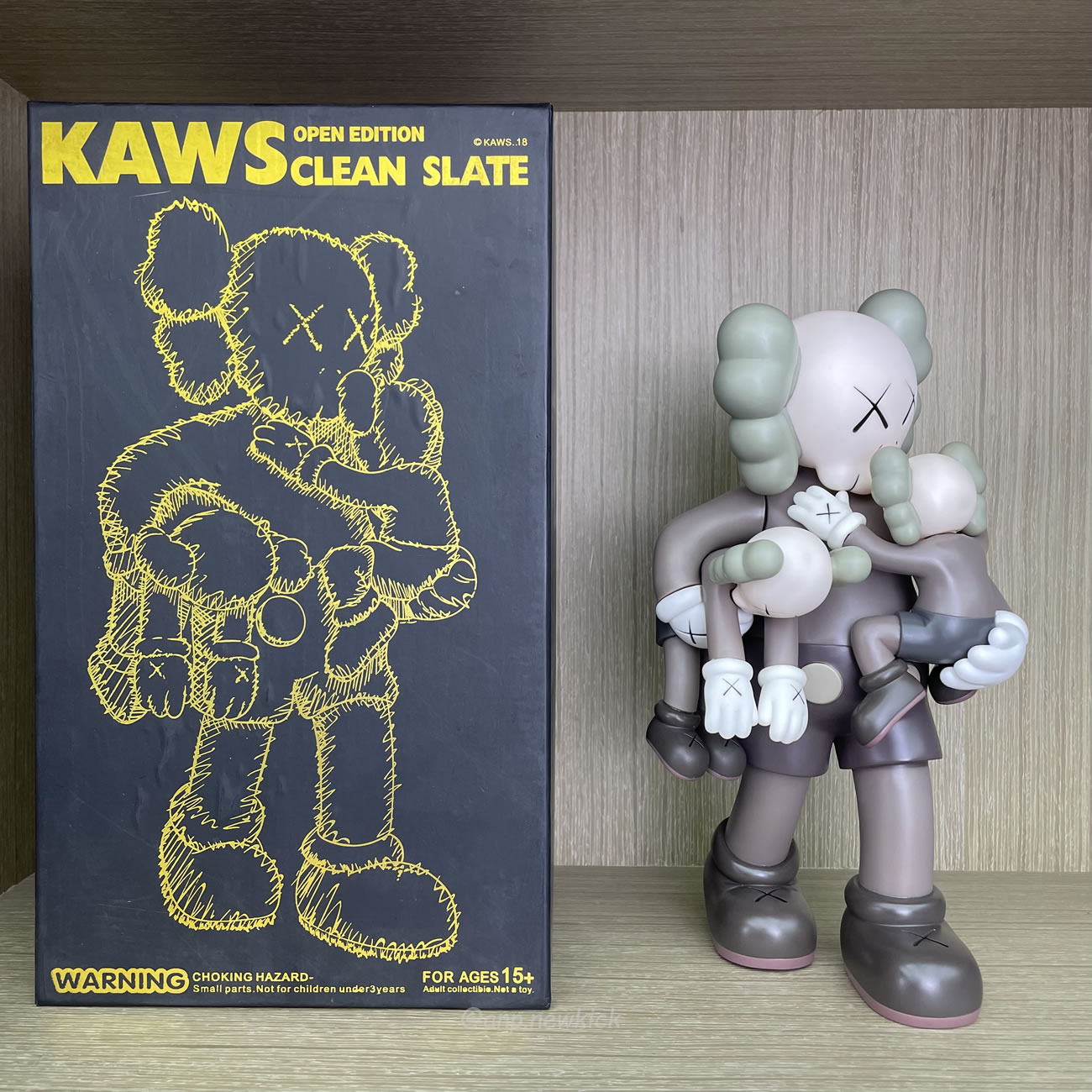 Kaws Clean Slate Figure (7) - newkick.vip